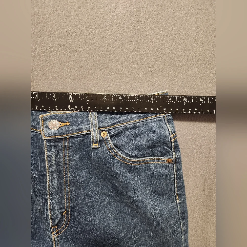 Levi Size 28x29 Blue